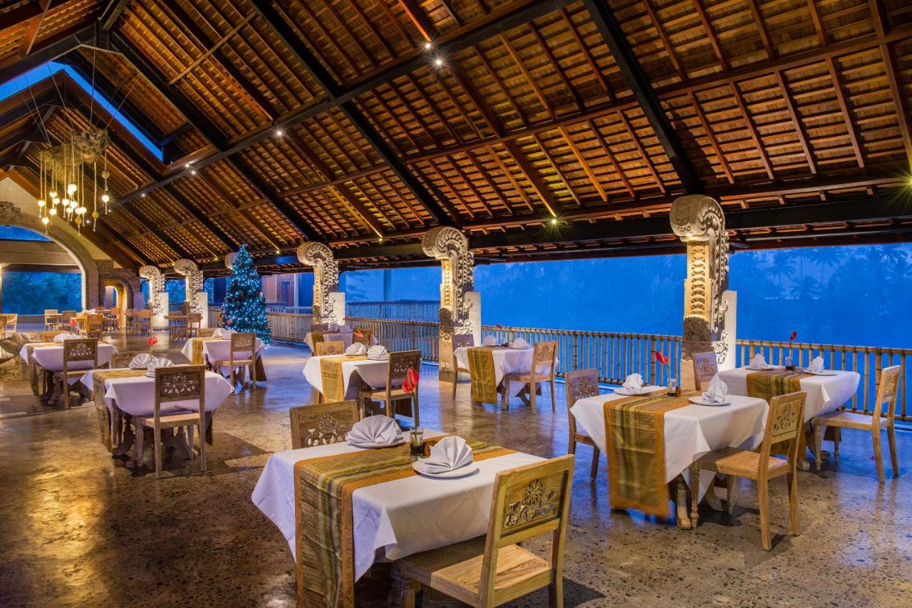 Kastara Resort Ubud  Ngoại thất bức ảnh The restaurant at the resort