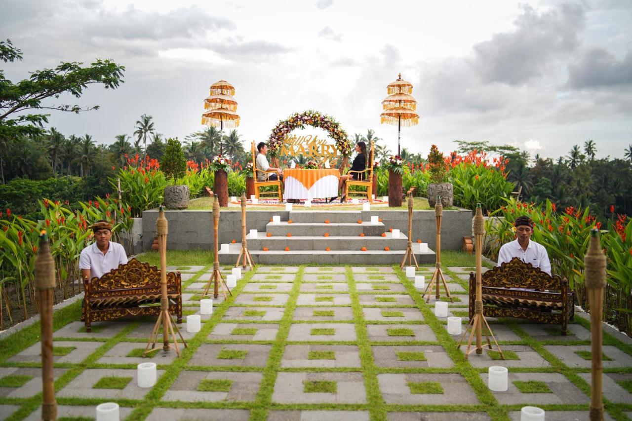 Kastara Resort Ubud  Ngoại thất bức ảnh A traditional Balinese wedding